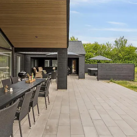 Hébergement de vacances In Sydals With Sauna *